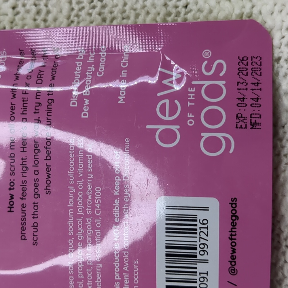 dew of the gods Frozé Vitamin BodyScrub, 150ml/5.29fl oz - Picture 10 of 13